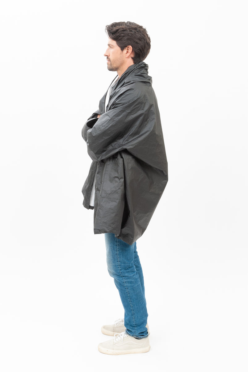 Black Hi-Tech Flip Coat – Andrea Reynders